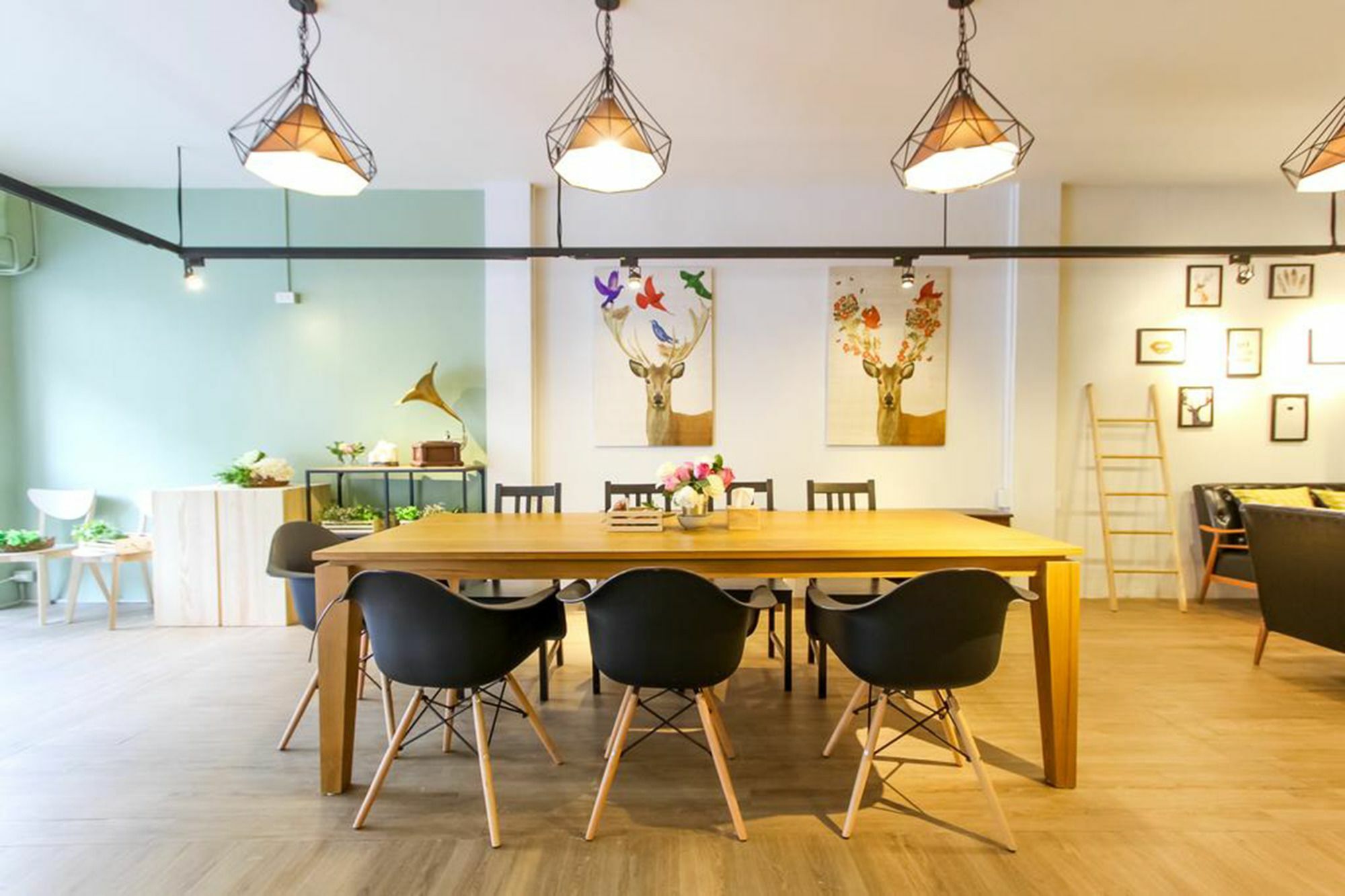Bed and Breakfast Folk Poshtel Silom Бангкок Экстерьер фото